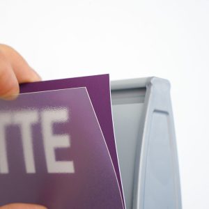 Plaque de drapeau de 21 cm. – Image 2