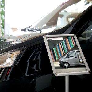 Reading desk with A3 adjustable frame - Image 2