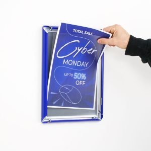 Cornice a scatto 50x70 angolo vivo - immagine 2