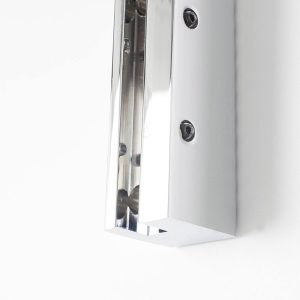 Distanziale sign clamp in alluminio cromato lucido per fissaggio a bandiera di targhe professionali senza fori dettaglio