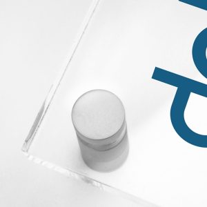 Blister di 4 distanziali MAXI in alluminio argento satinato - immagine 2