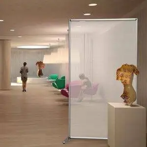 Parete divisoria singola in policarbonato alveolare semi trasparente - immagine 3