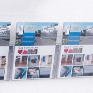 porta depliant parete su barra di supporto e 6 tasche formato a5