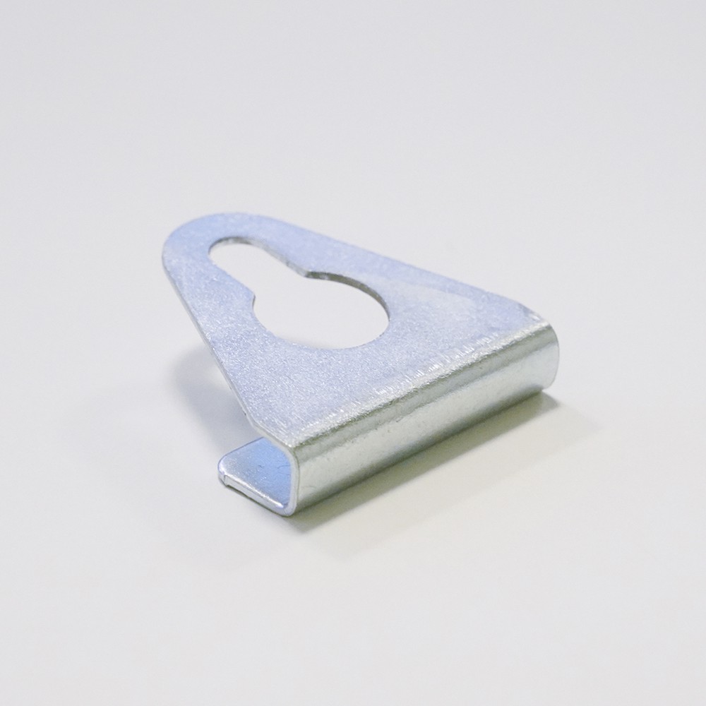 Coppia di ganci in metallo per fissaggio cornici 2