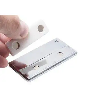 Porte-badges magnétique - 70x34 mm – Image 3