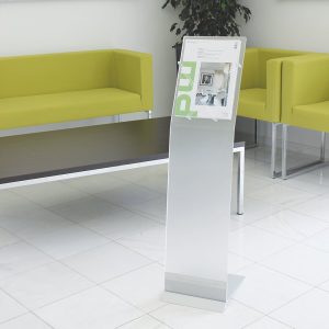 Leggio portamessaggi da pavimento in acrilico e alluminio serie Design - immagine 2