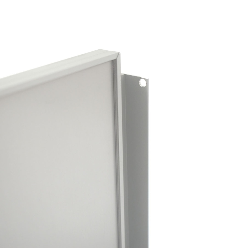 Targa a bandiera segnaletica interna design ultra piatta dettaglio 1