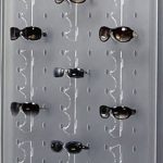 Espositore da parete satinato per 45 paia di occhiali