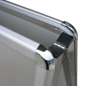 Cornice a cavalletto bifacciale 70x100 fondo in metallo dettaglio