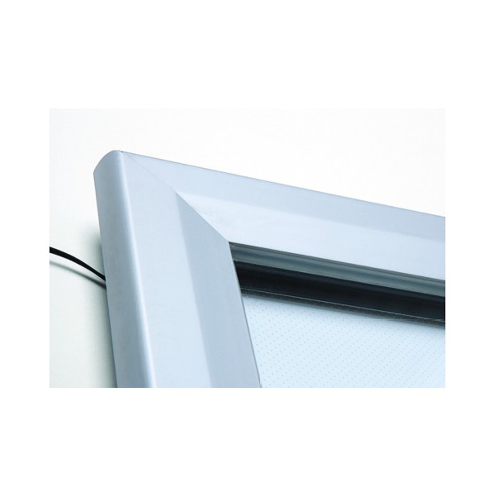 Bacheca certificata con illuminazione led per esterni porta poster 70x100 e 100x140 dettaglio 2