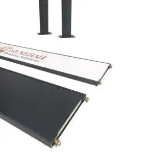 Piantana segnaletica esterni dettaglio listelli con montanti