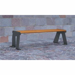 Panchina senza schienale bicolore da esterno seduta effetto legno laterale grigio antracite ambientata