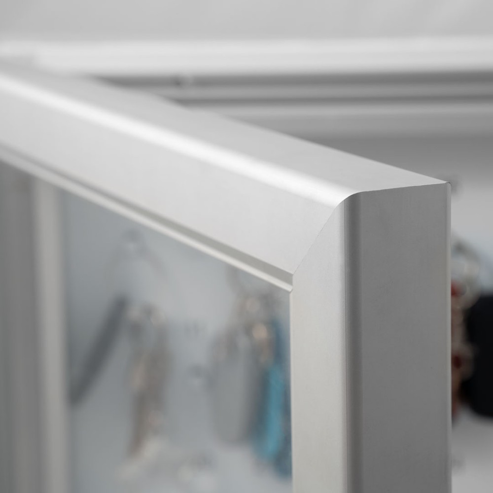 Bacheca da interno porta chiavi con ganci numerati fondo magnetico apertura a libro dettaglio 2