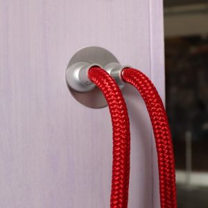 Piastra ricevente a muro per cordone colonnina segnapercorso telescopica