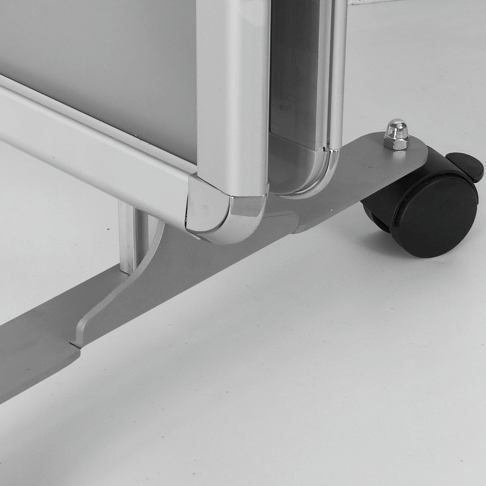 Chevalet publicitaire trolley double face 70x100 pro avec roues freinantes, détail du socle