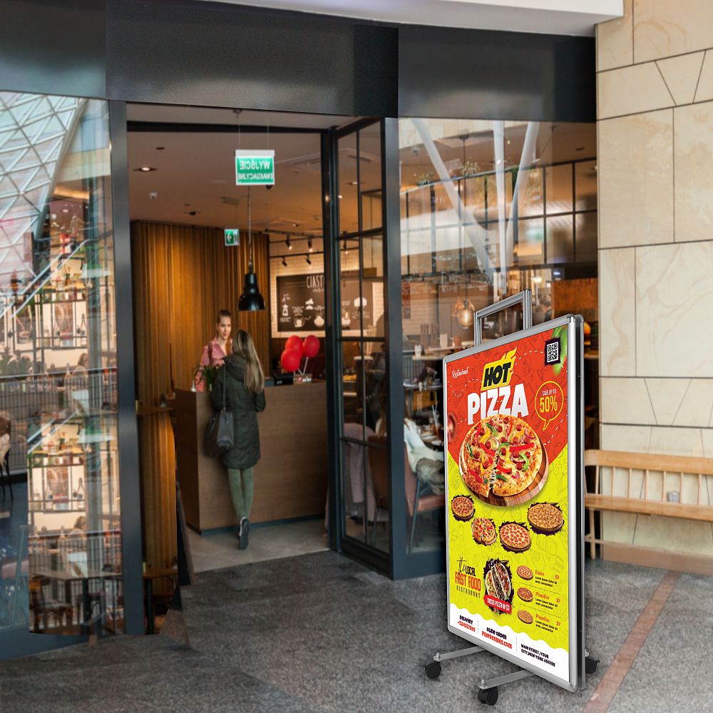 Cavalletto pubblicitario trolley70x100 ambientato