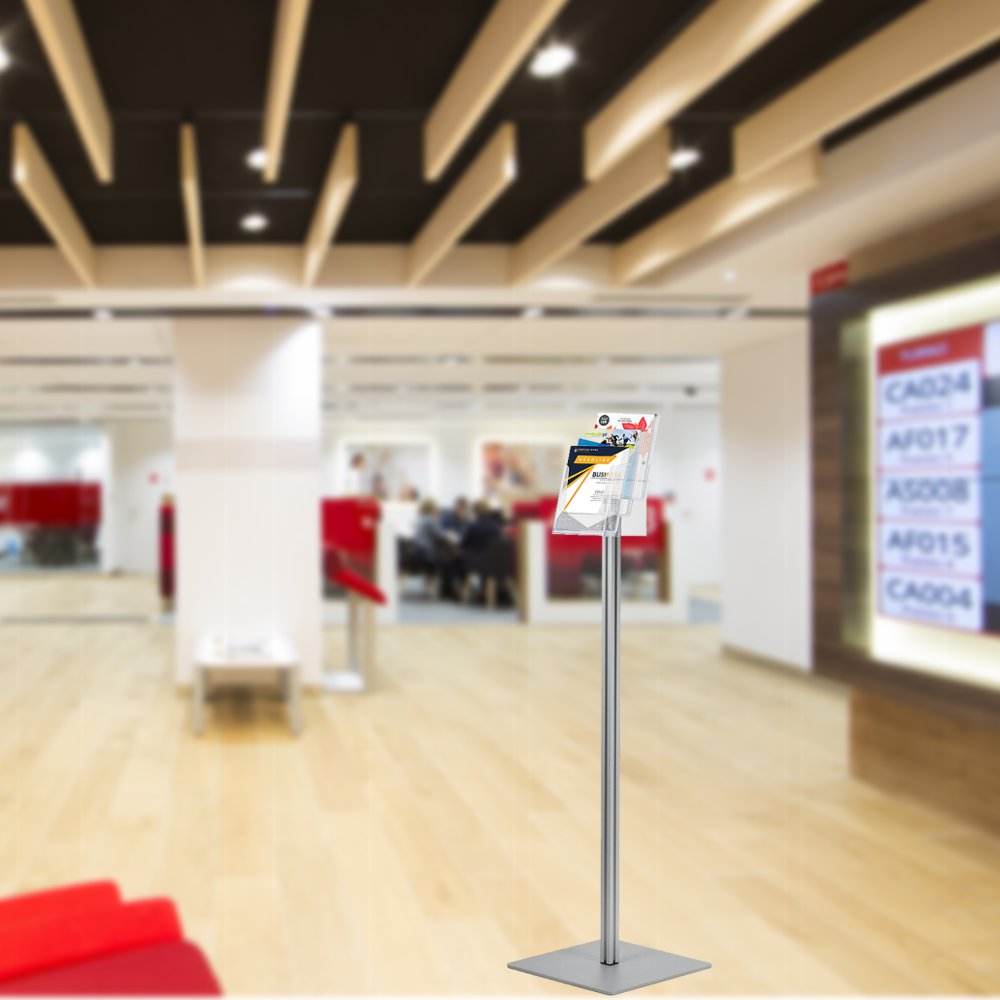 Portadepliant a piantana 3 tasche A5 serie quadra ambientata