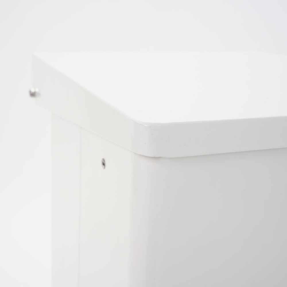 Pattumiera haccp con pedale dettaglio coperchio