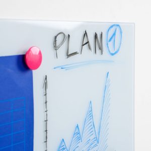 Lavagna magnetica bianca in vetro temperato scrivibile e cancellabile scrittura