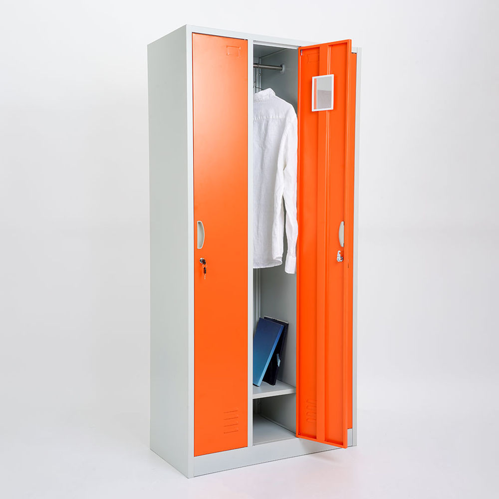 Vestiaire mètallique 3 portes avec serrure et accessoires internes_détail de la porte ouverte