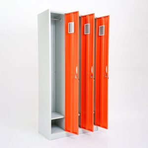 Vestiaire mètallique 3 portes avec serrure et accessoires internes_détail de la porte ouverte