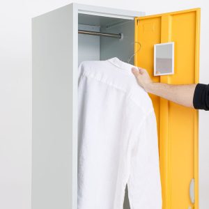 Vestiaire mètallique porte-détail de la porte ouverte-détail de la porte ouverte