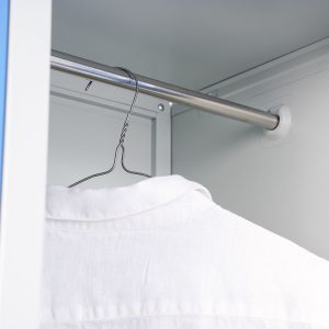 Vestiaire mètallique porte-détail de la porte ouverte-détail de barre à vêtements amovible