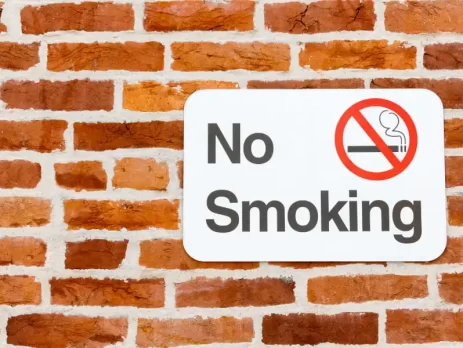 cartello vietato fumare a norma